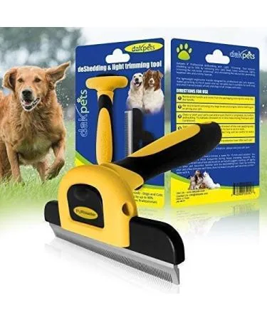DakPets Deshedding Brush